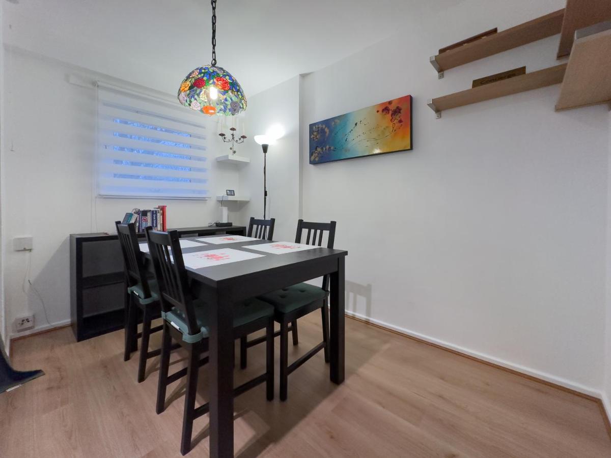 Beautiful 2 Bedroom & Balcony Flat In Central Лондон Екстериор снимка