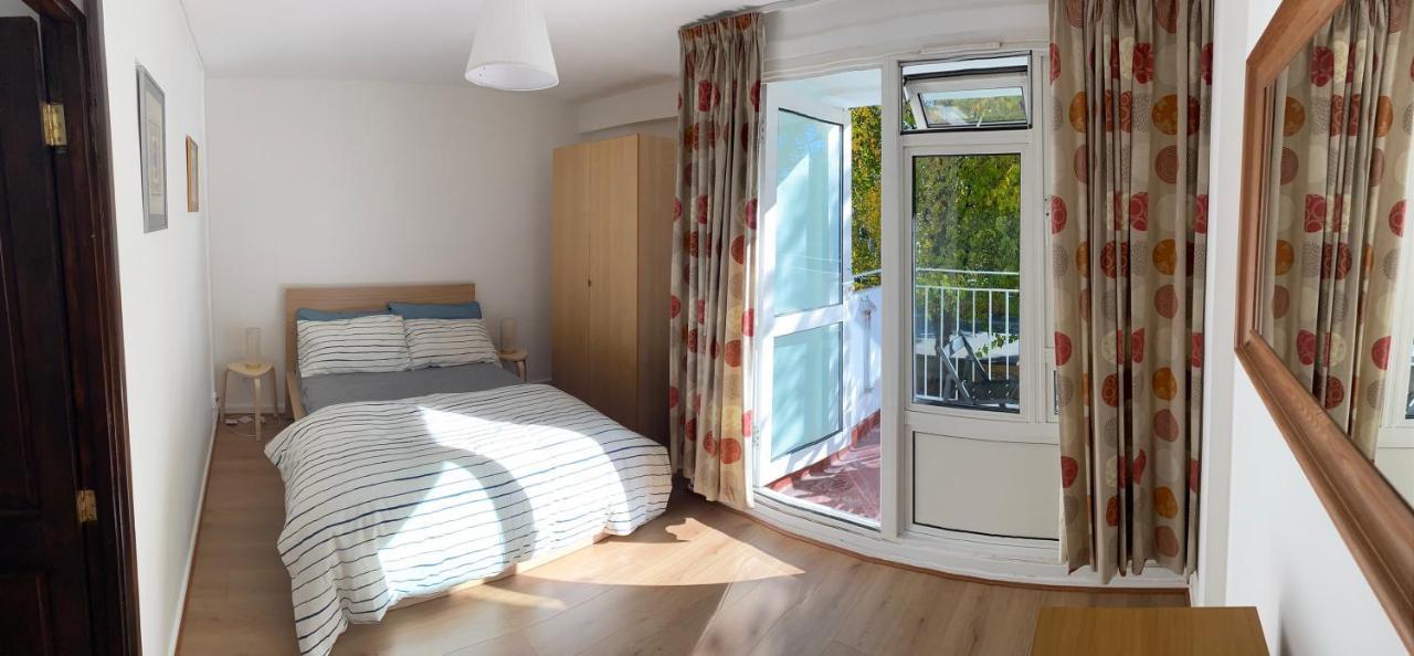 Beautiful 2 Bedroom & Balcony Flat In Central Лондон Екстериор снимка
